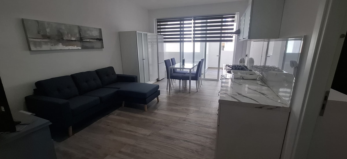 Beautifully Finished 2-Bedroom Apartment Close to the Seafront in Sliema photo 4