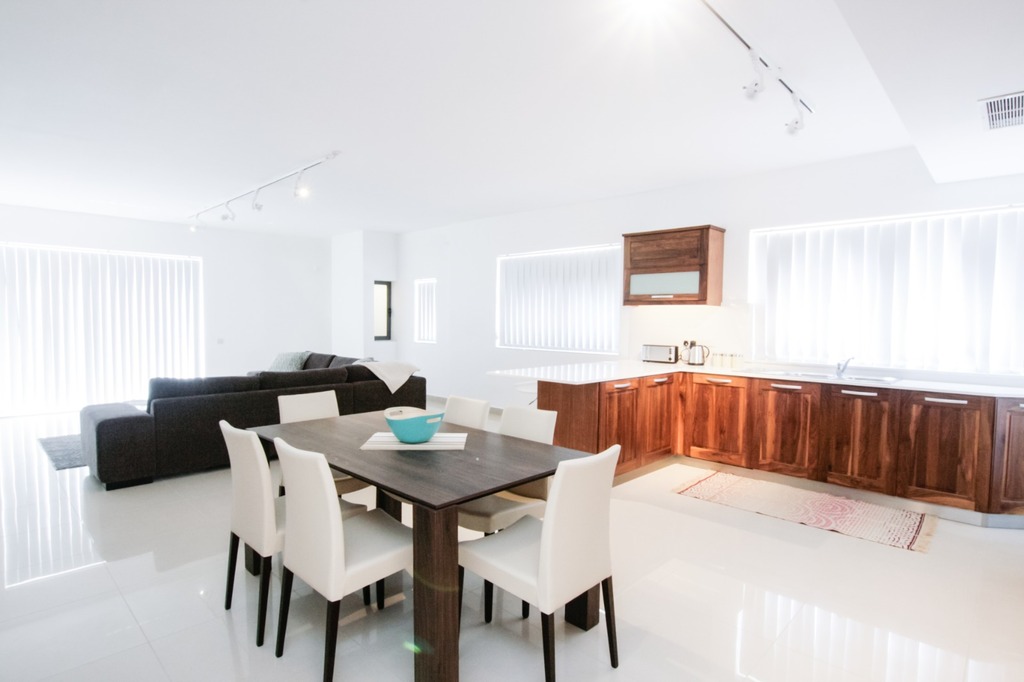3 Bedroom Maisonette for Long Let in Swieqi - €2,100/month photo 2