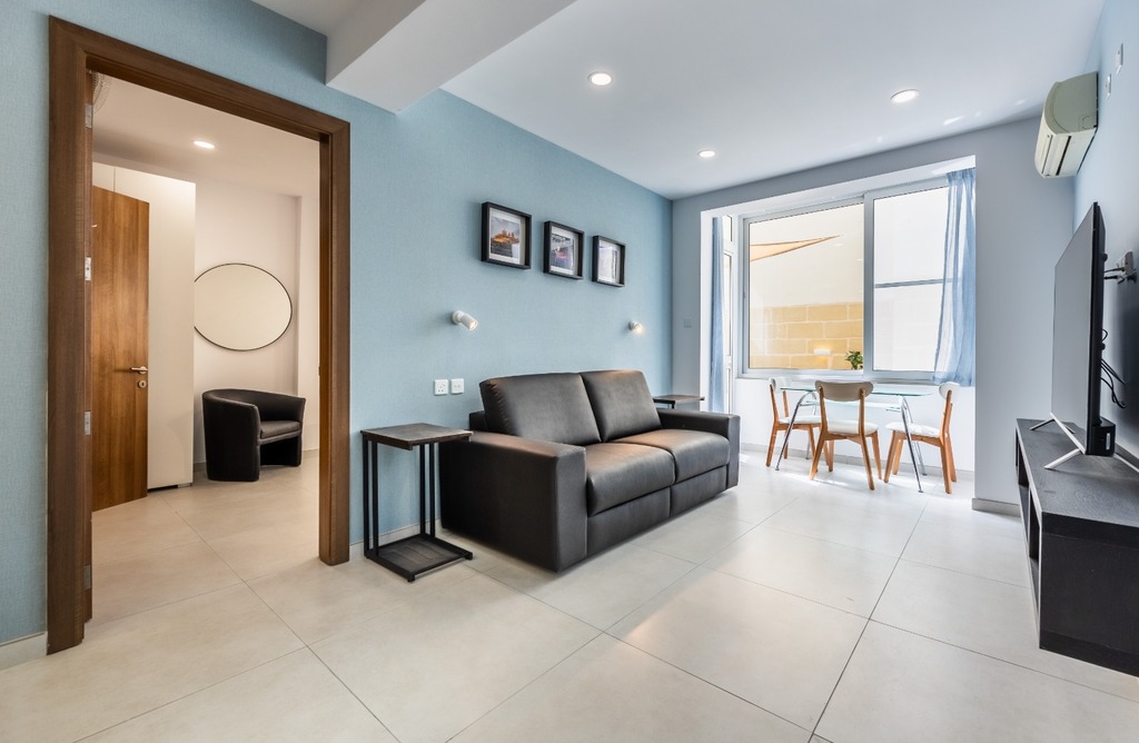 1 Bedroom Maisonette for Long Let in Mellieħa - €1,350/month photo 2
