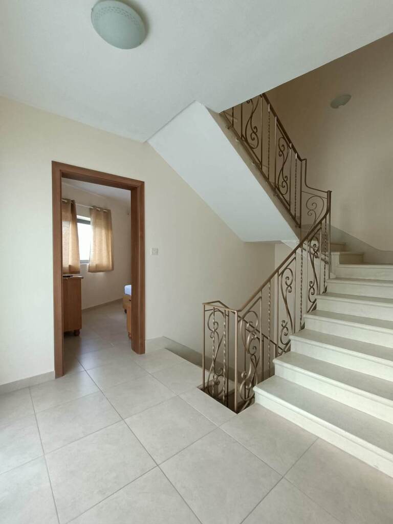 3 Bedroom Terraced House for Long Let in Baħar iċ-Ċagħaq - €2,300/month photo 20