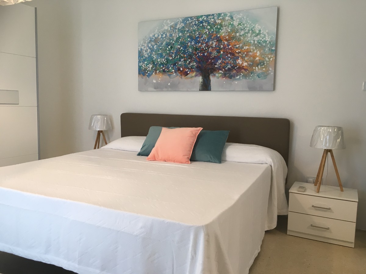 Magnificent 3-Bedroom Detached Villa in The Gardens St Julians photo 4