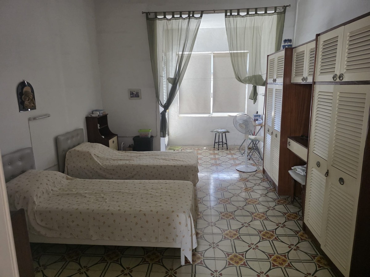 Beautiful Freehold 2-Bedroom Apartment in Valletta For Sale photo 7