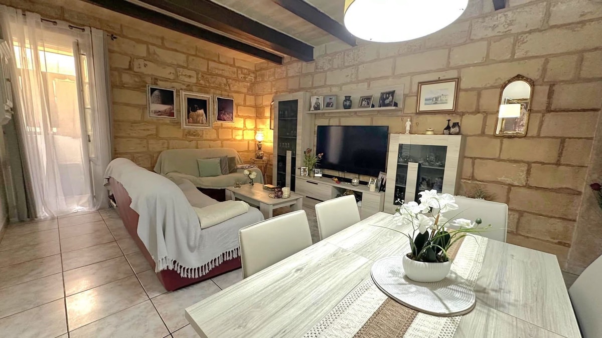4 Bedroom Apartment for Sale in Valletta - €960,000 photo 3