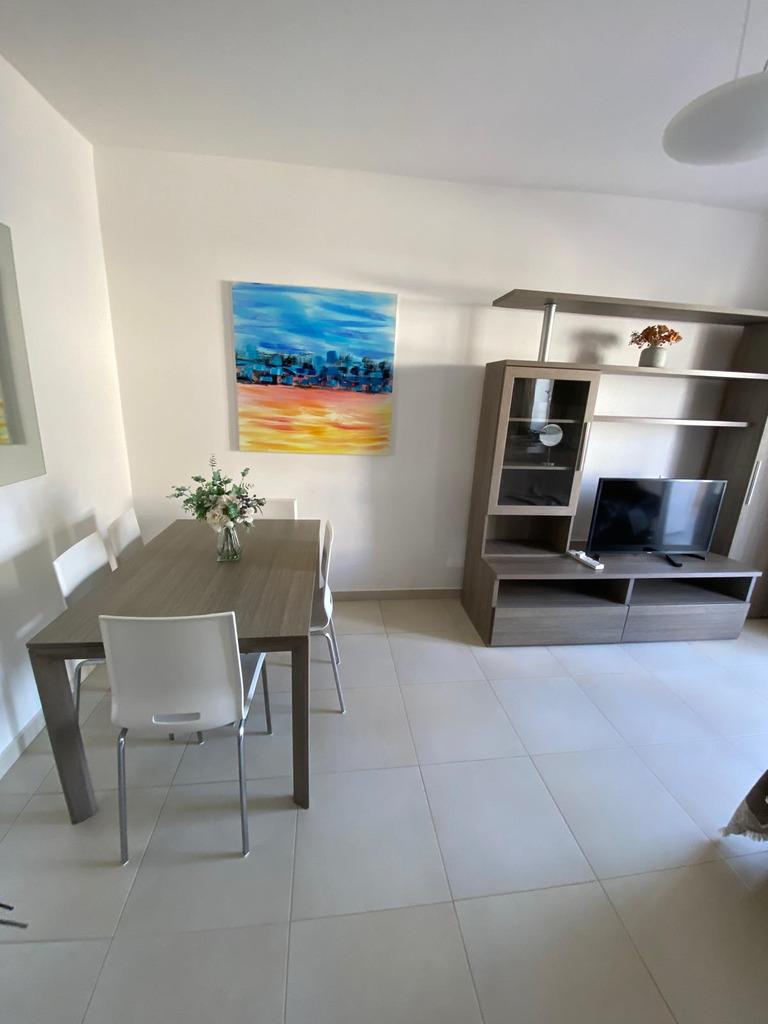 2 Bedroom Penthouse for Long Let in Sliema - €1,550/month photo 4