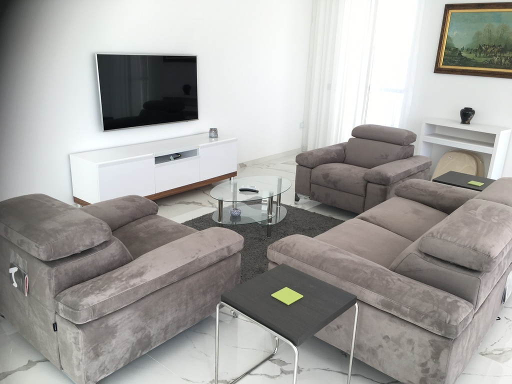 1 Bedroom Ensuite Apartment for Long Let in Sliema - €2,500/month photo 12