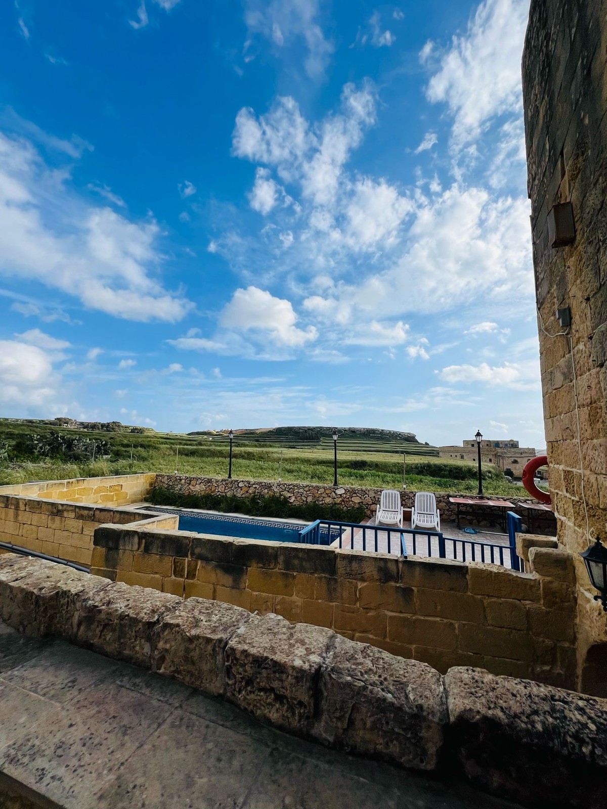 Magnificent 5-Bedroom Farmhouse with Pool in San Lawrenz, Gozo photo 3