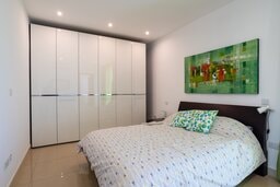2 Bedroom Ensuite Penthouse for Long Let in Gżira - €2,100/month photo 7