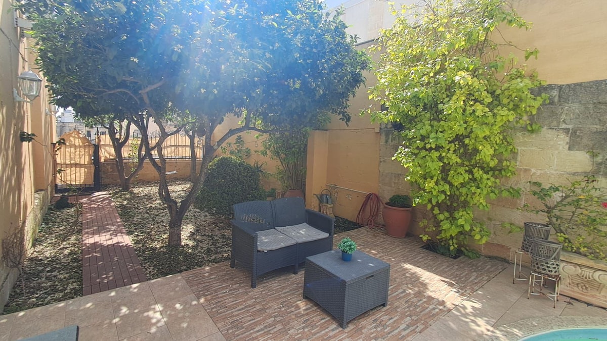 3 Bedroom Ensuite Maisonette for Long Let in San Ġwann - €1,700/month photo 8