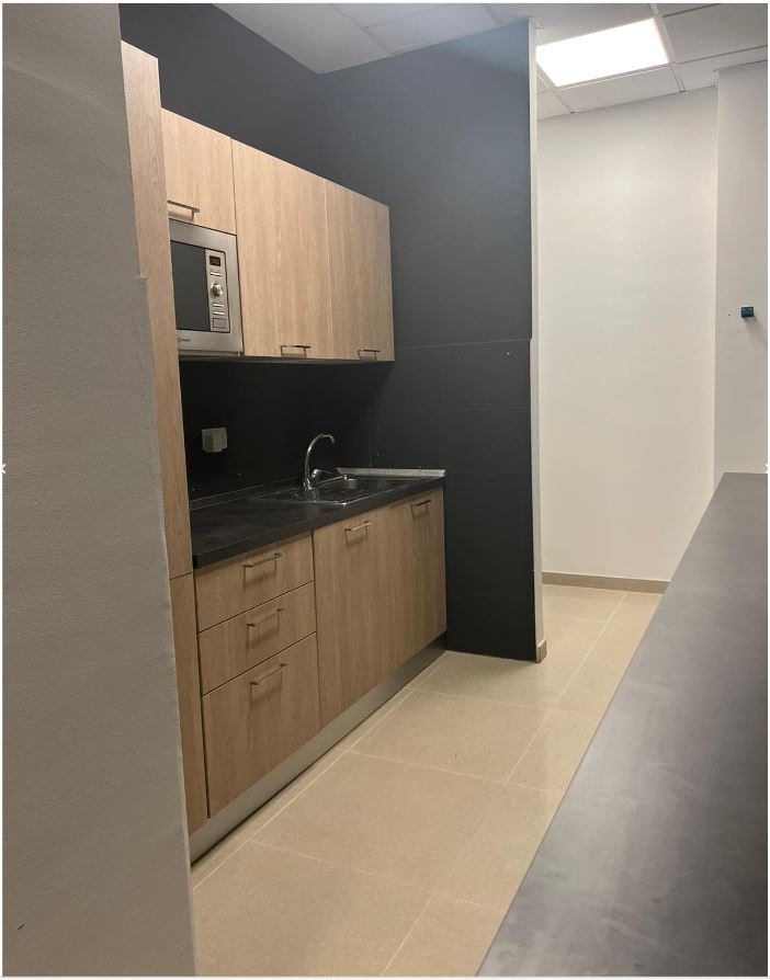 Office for Long Let in Gżira - €4,500/month photo 12