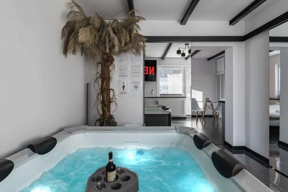 LOVE SPA Apartment with Unlimited Private Jacuzzi – Valletta, Malta photo 2