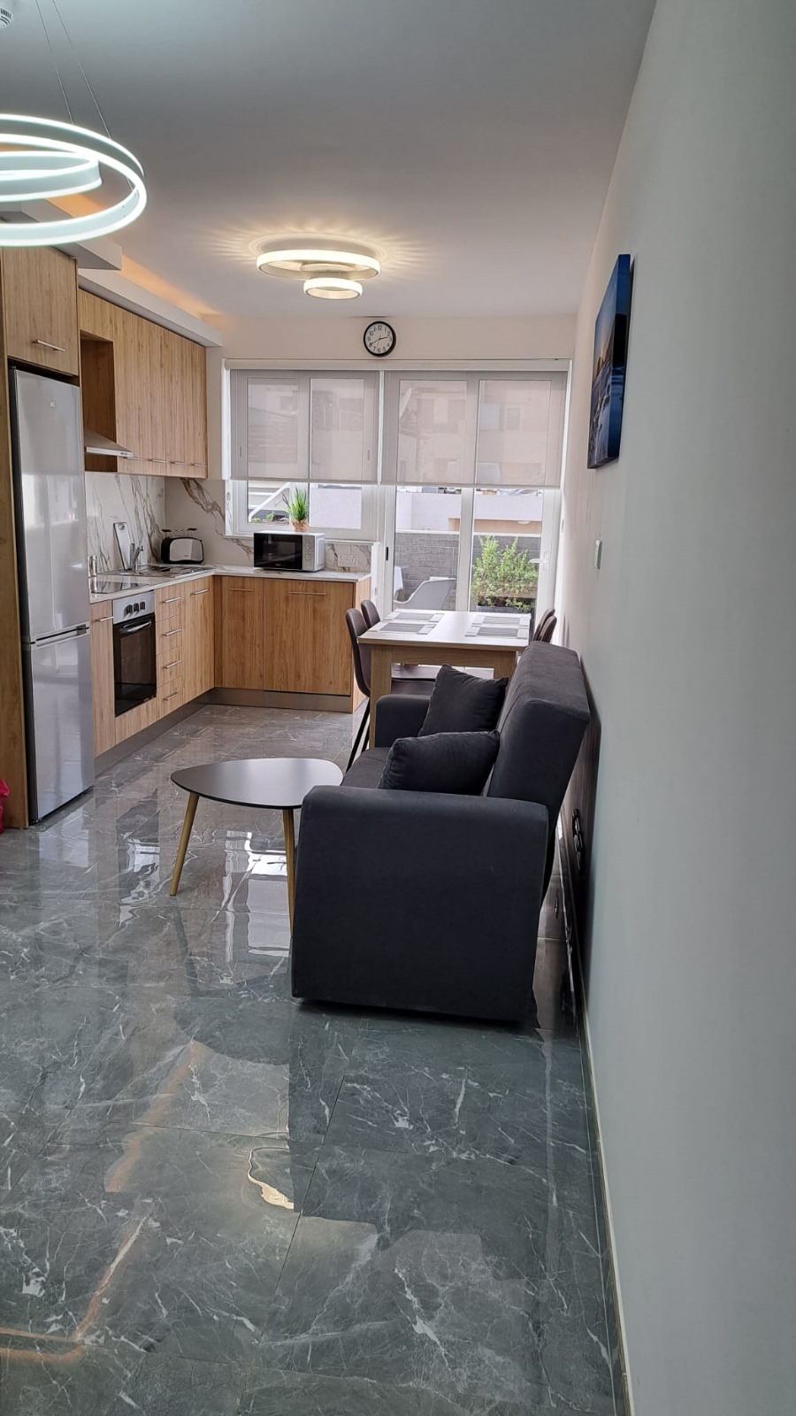 2 Bedroom Penthouse for Long Let in Mġarr - €1,300/month photo 2