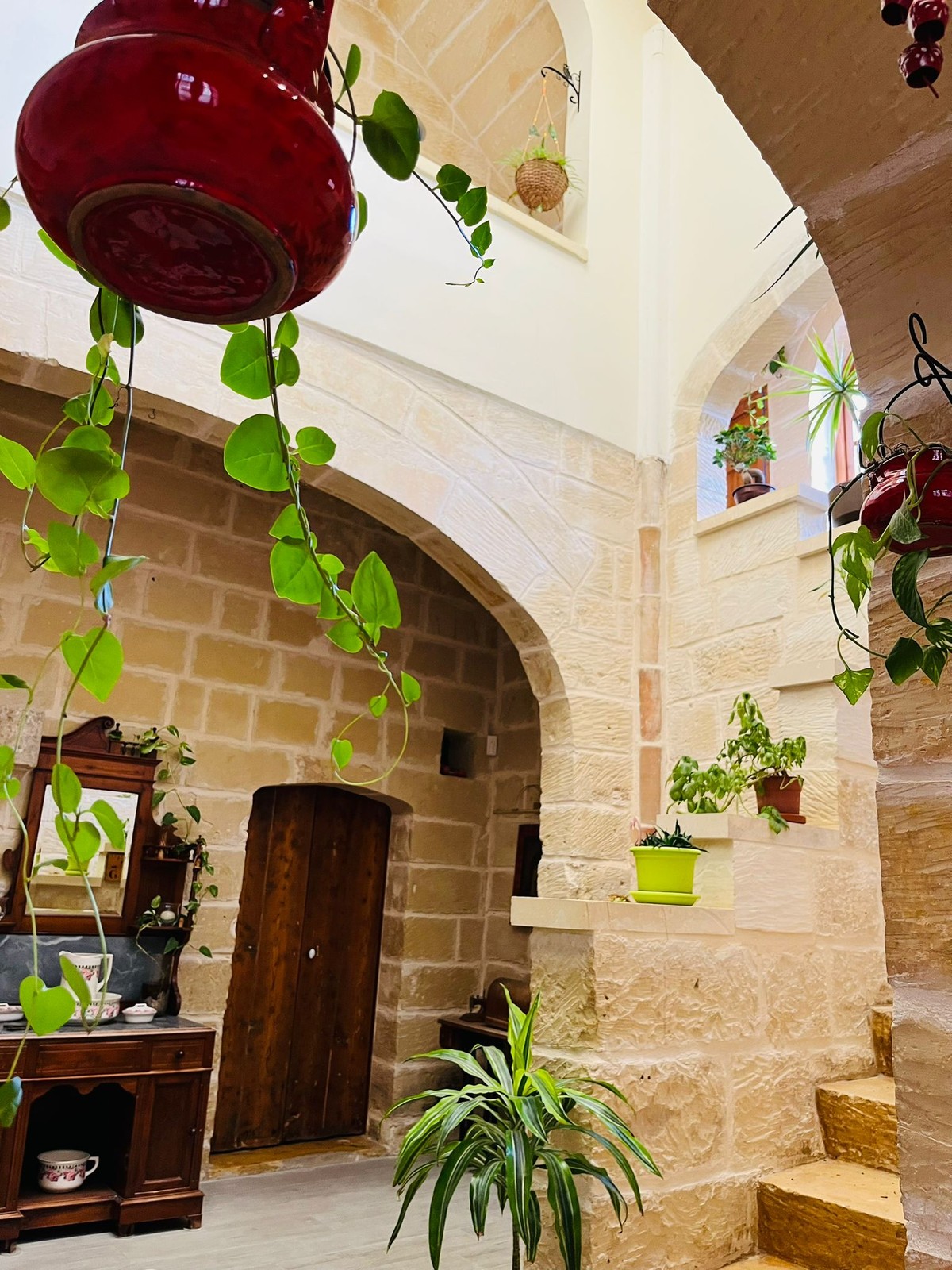 3 Bedroom House of Character for Long Let in Mosta - €2,200/month photo 8
