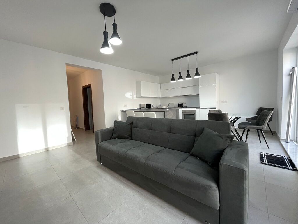 2 Bedroom Apartment for Long Let in Sliema - €2,000/month photo 9