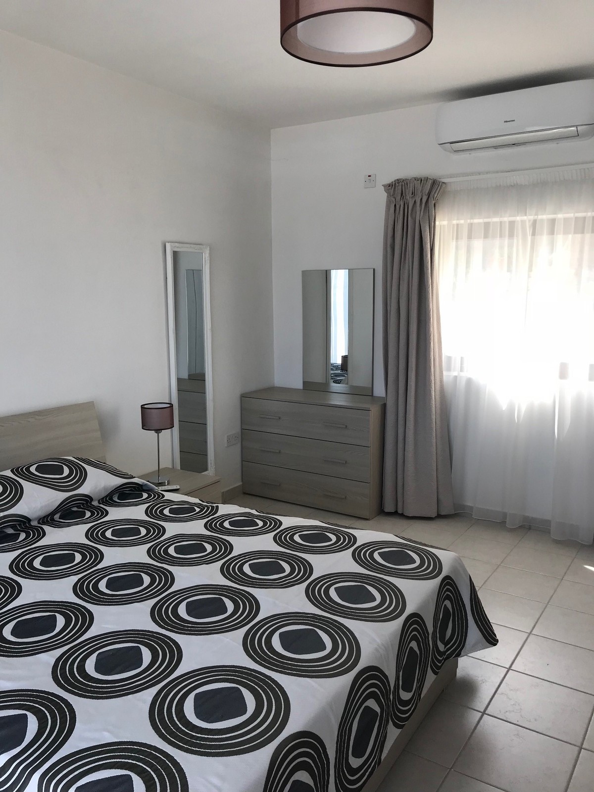 Stunning 2-Bedroom Penthouse with Sea Views in St Julians photo 5