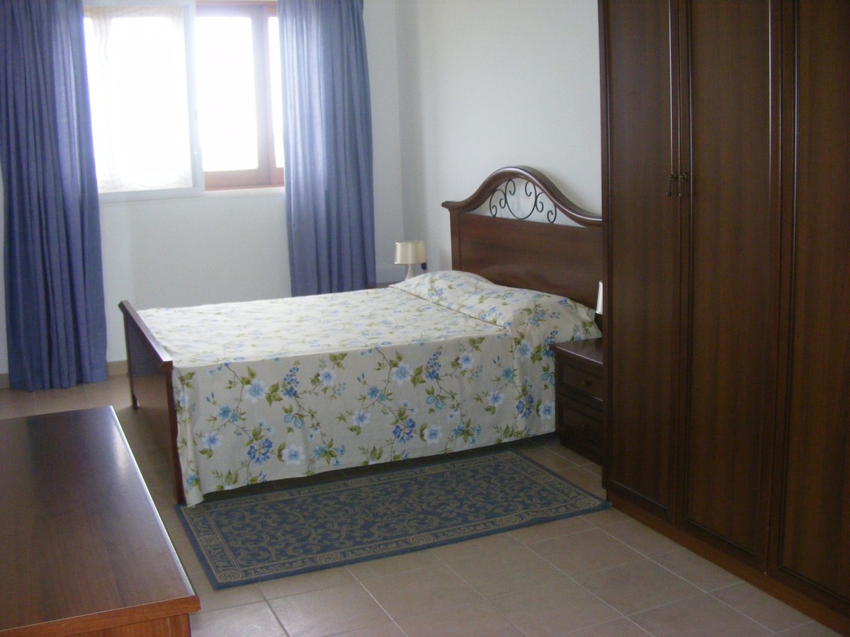 2 Bedroom Apartment for Long Let in Mosta - €1,199/month photo 3