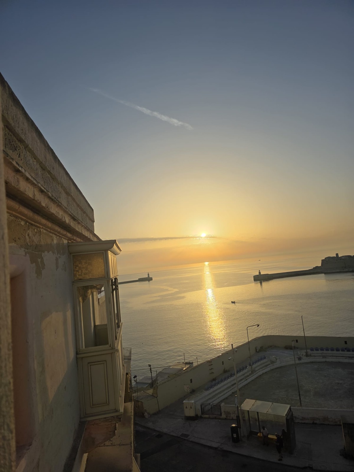 Magnificent Seaview 80sqm Character Apartment in Valletta photo 8