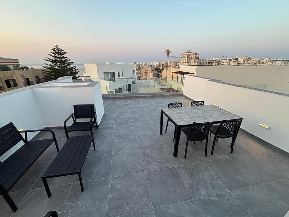 3 Bedroom Penthouse for Long Let in St. Paul's Bay - €2,300/month photo 11