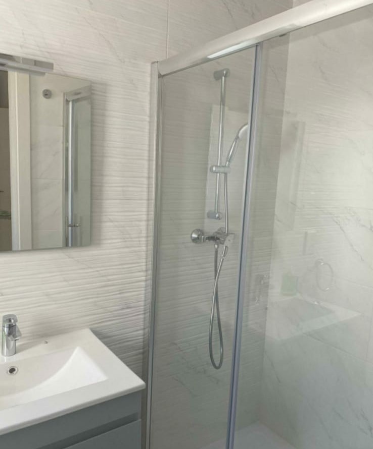 2 Bedroom Ensuite Apartment for Long Let in Xemxija - €1,800/month photo 5