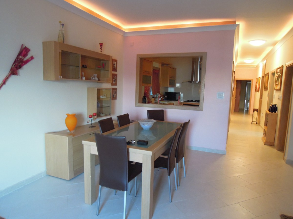Modern 150 sqm 3-Bedroom Apartment in Sliema photo 3