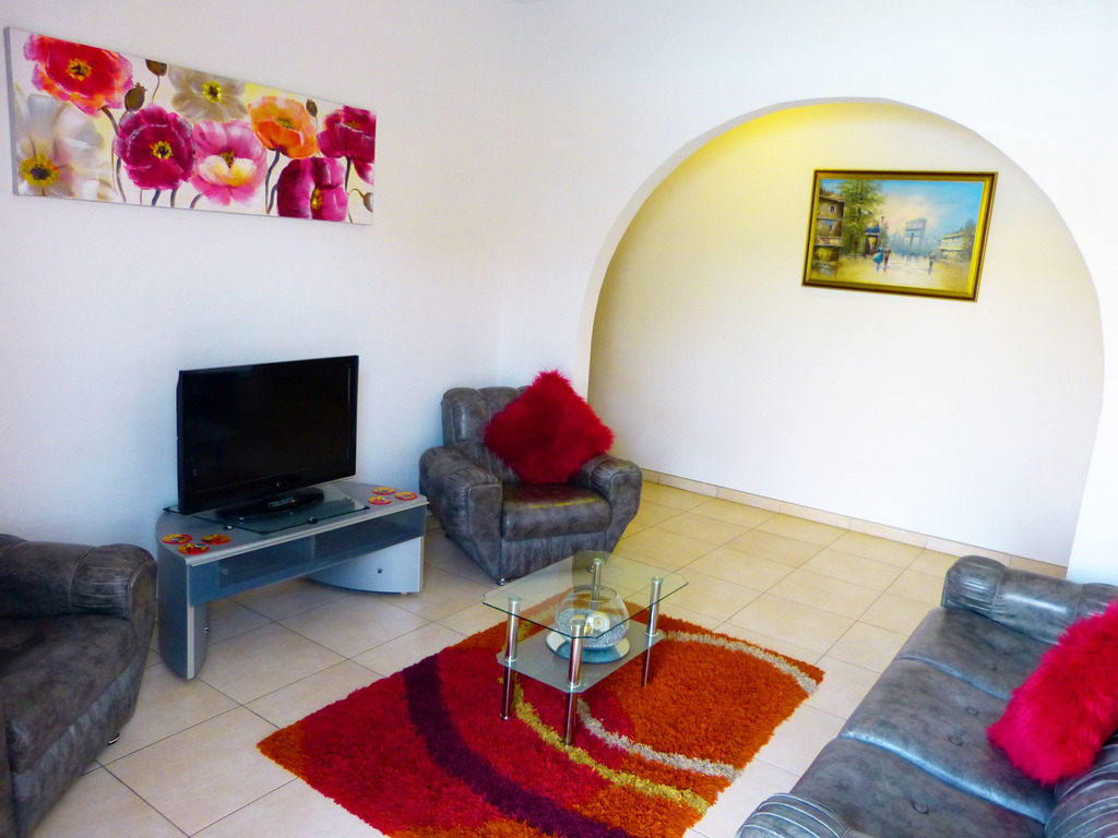6 Bedroom Villa for Long Let in Mellieħa - €3,200/month photo 10