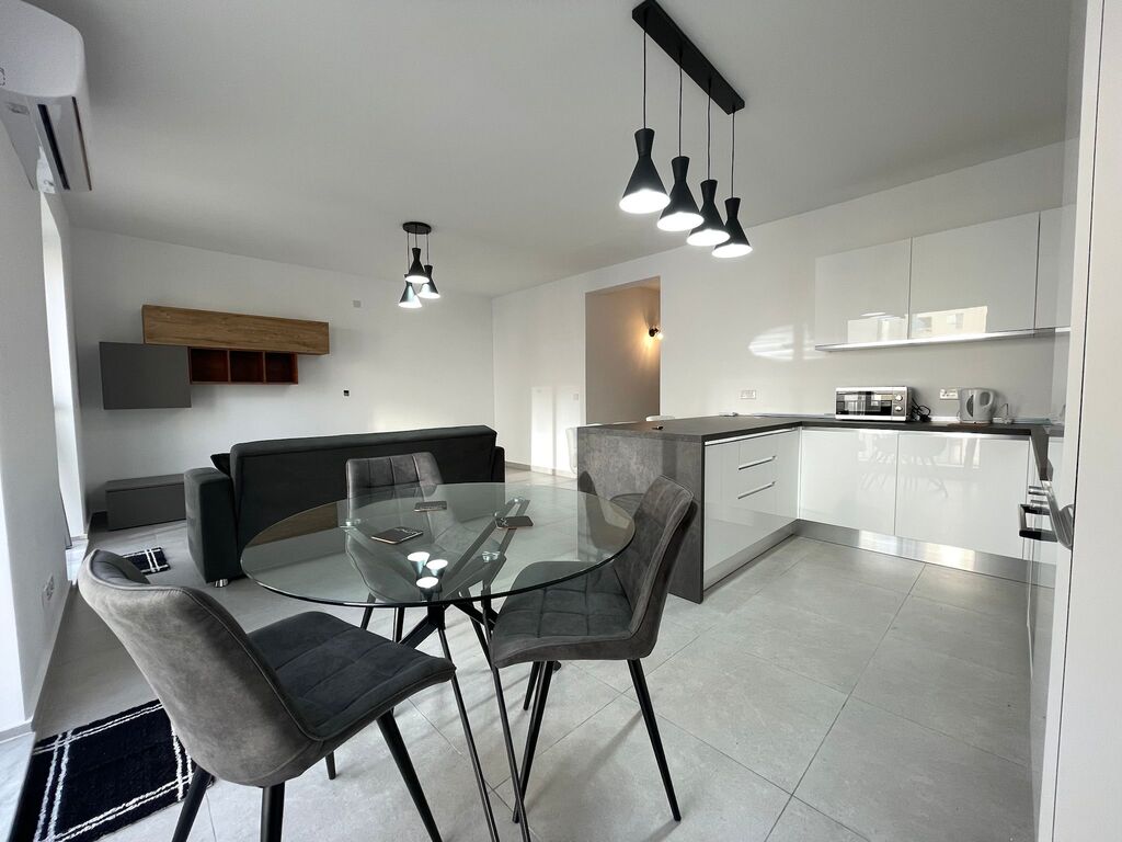 2 Bedroom Apartment for Long Let in Sliema - €2,000/month photo 2