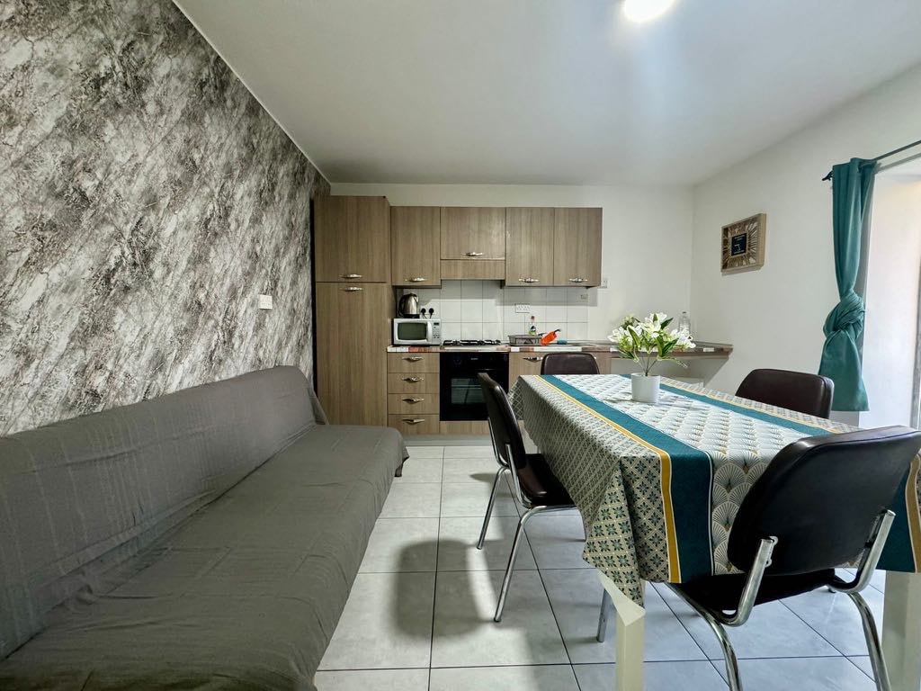 2 Bedroom Apartment for Long Let in Qawra - €1,200/month photo 2