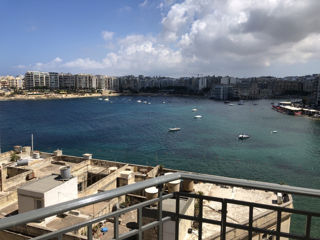 2 Bedroom Apartment for Long Let in St. Julian's - €2,700/month photo 3