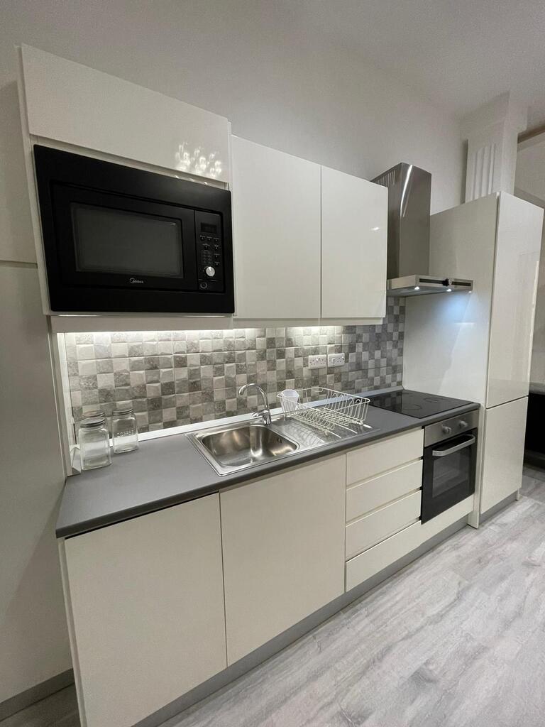 3 Bedroom Apartment for Long Let in Sliema - €1,800/month photo 5