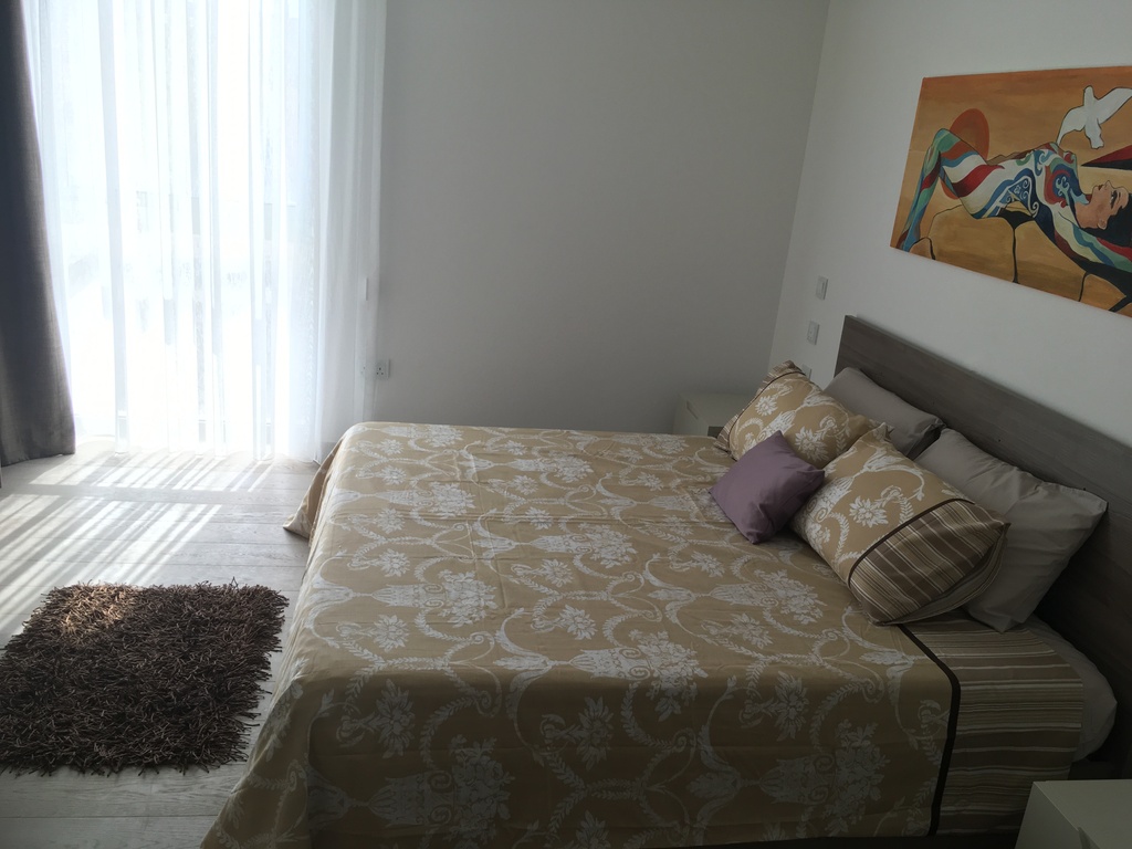 1 Bedroom Ensuite Apartment for Long Let in Sliema - €2,500/month photo 30