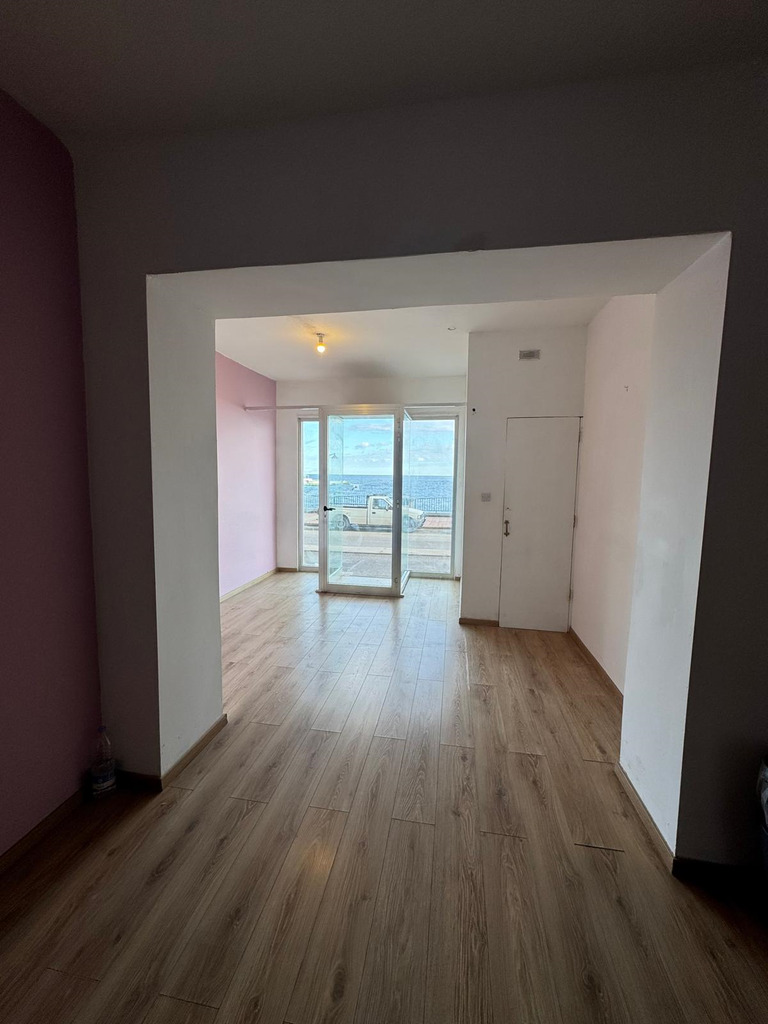 Office for Long Let in Sliema - €3,500/month photo 9