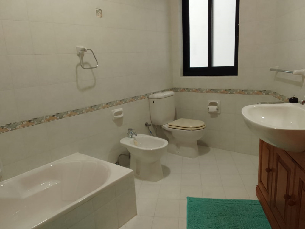 3 Bedroom Apartment for Long Let in Qawra - €1,350/month photo 8
