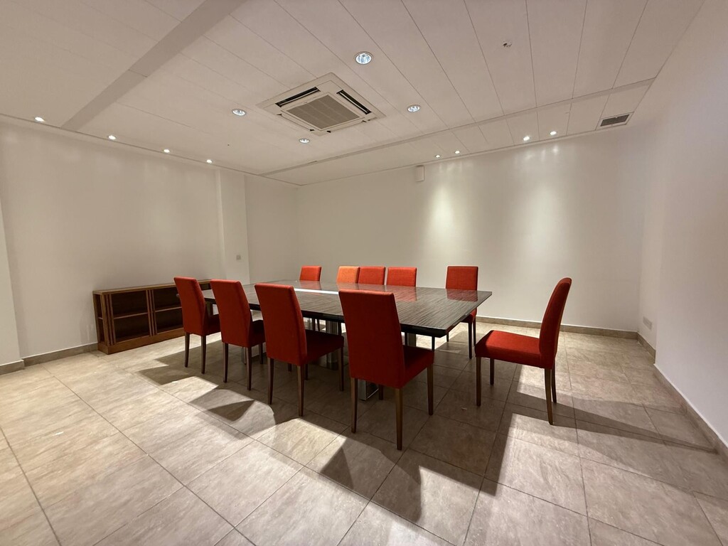 Office for Long Let in Balzan - €4,500/month photo 4