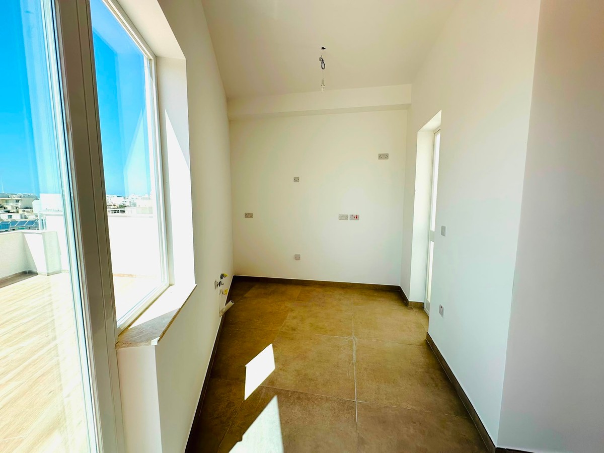 Stunning Brand-New 2-Bedroom Penthouse with 77sqm Outdoor Space in Naxxar photo 5
