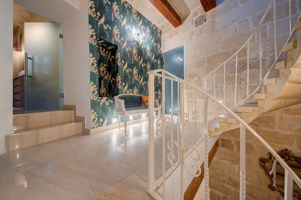 3 Bedroom House of Character for Long Let in Siġġiewi - €3,000/month photo 10