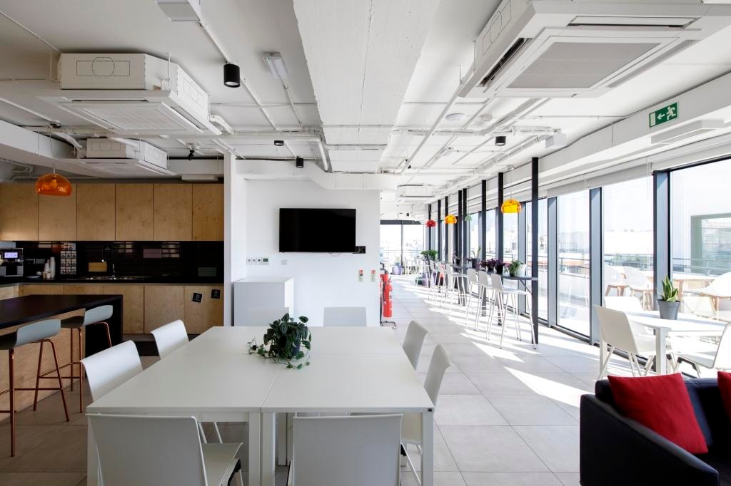 Office for Long Let in Sliema - €5,600/month photo 14