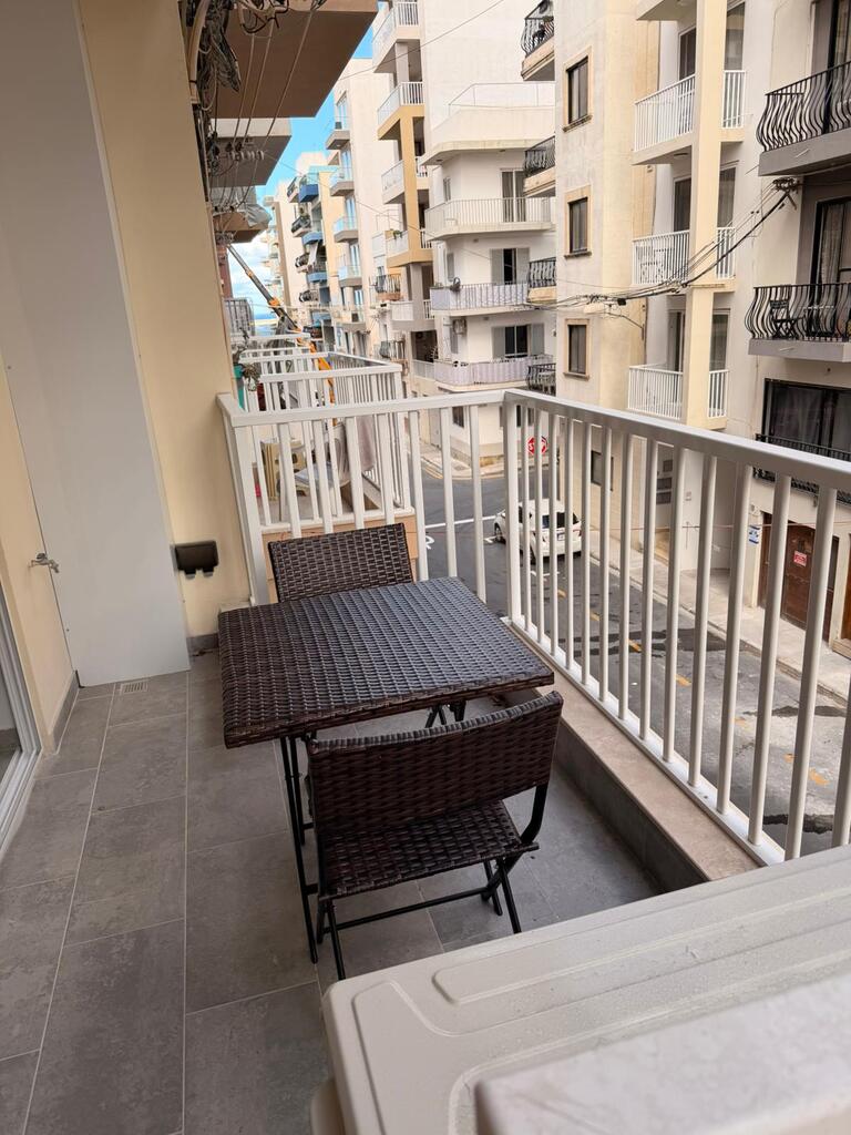2 Bedroom Apartment for Long Let in St. Paul's Bay - €1,400/month photo 10