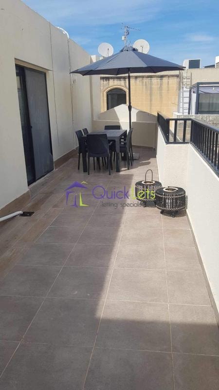 2 Bedroom Penthouse for Long Let in Mosta - €1,300/month photo 8