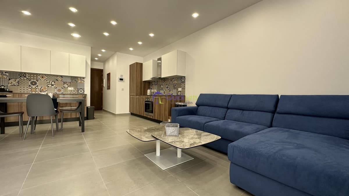 2 Bedroom Ensuite Apartment for Long Let in Marsaskala - €1,300/month