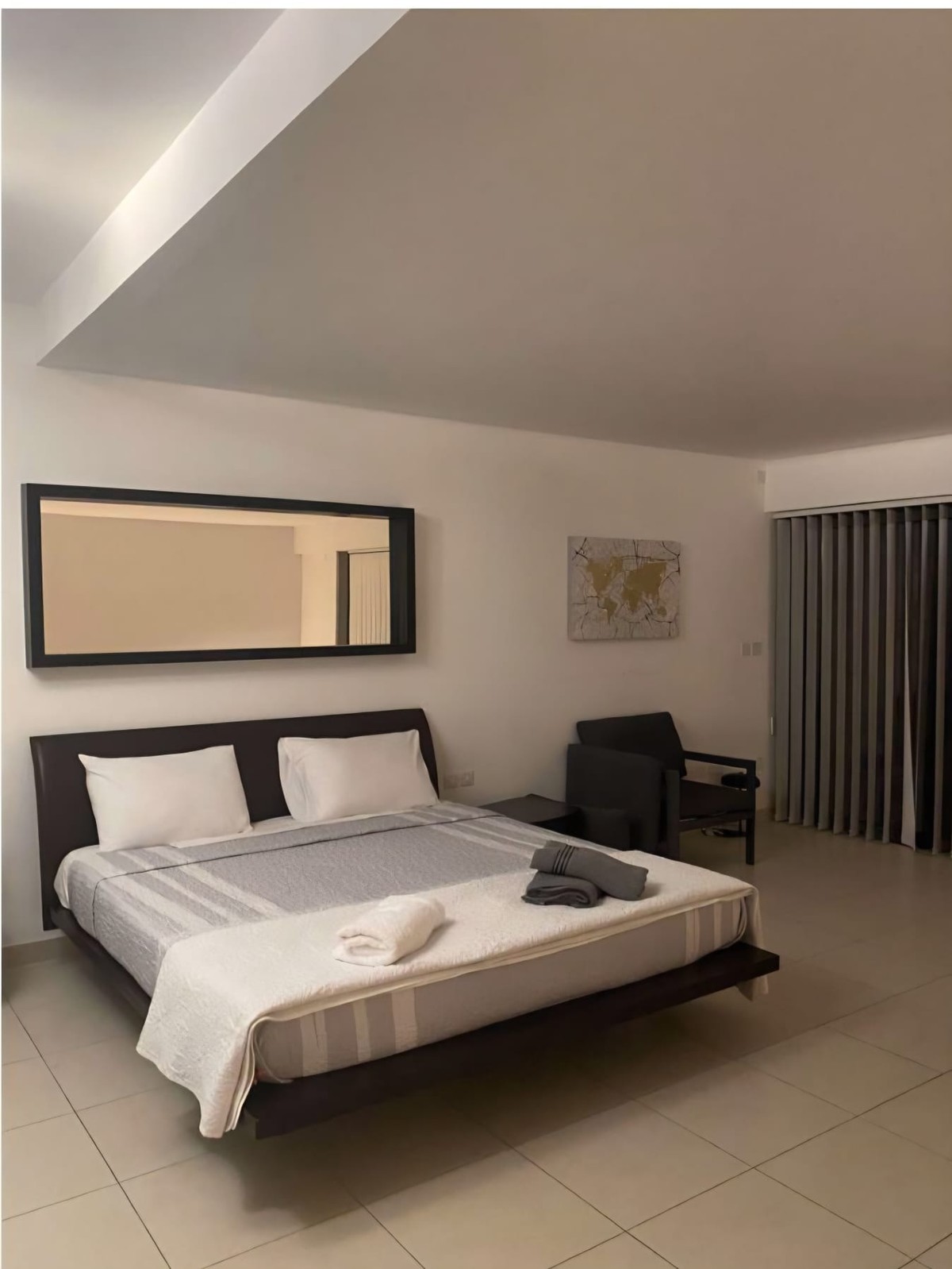 2 Bedroom Ensuite Apartment for Long Let in St. Julian's - €2,500/month photo 3
