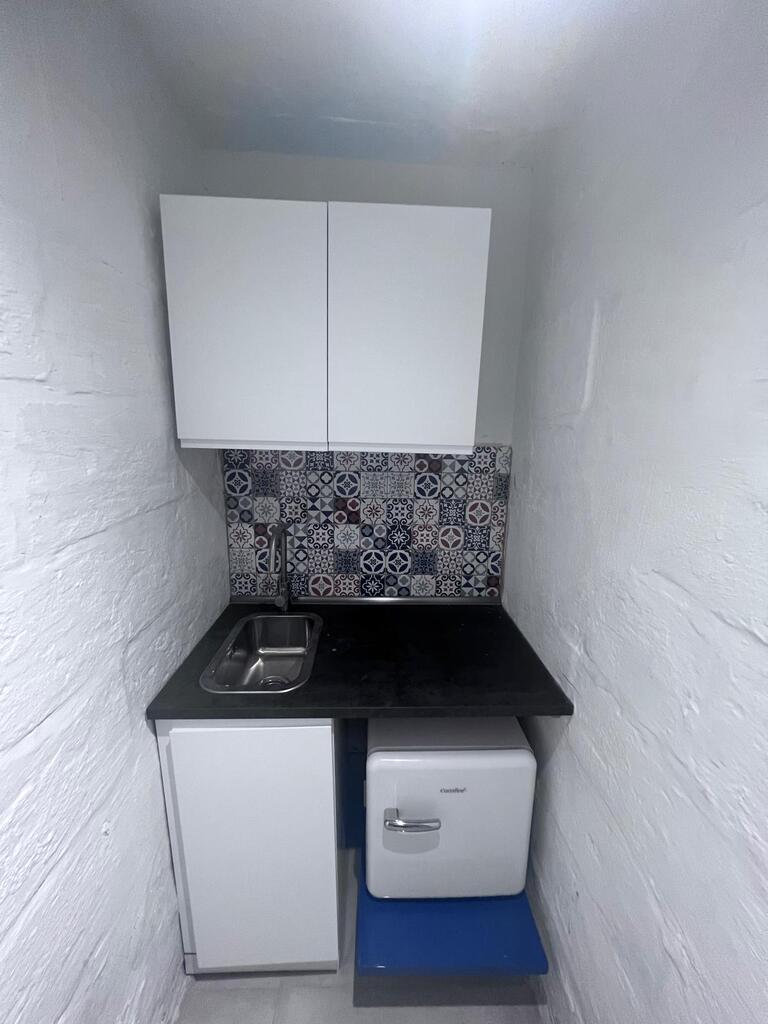 Office for Long Let in Valletta - €1,400/month photo 14