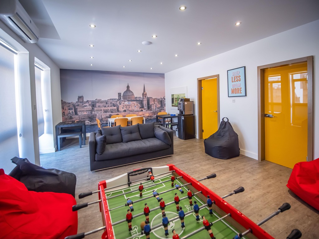 Office for Long Let in Ta' Xbiex - €7,000/month photo 7