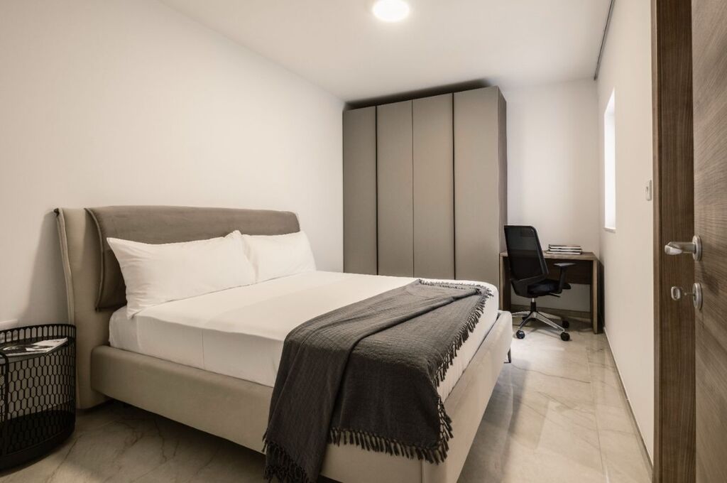 3 Bedroom Maisonette for Long Let in San Ġwann - €2,200/month photo 5