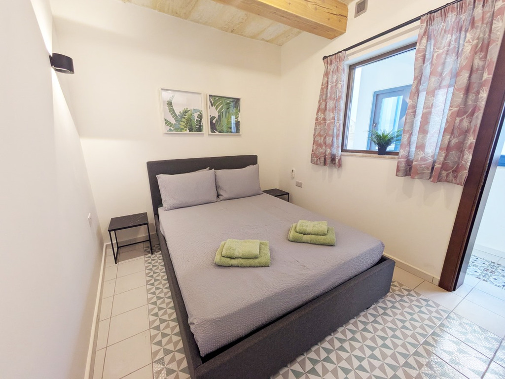 5 Bedroom House of Character for Long Let in Naxxar - €5,000/month photo 12