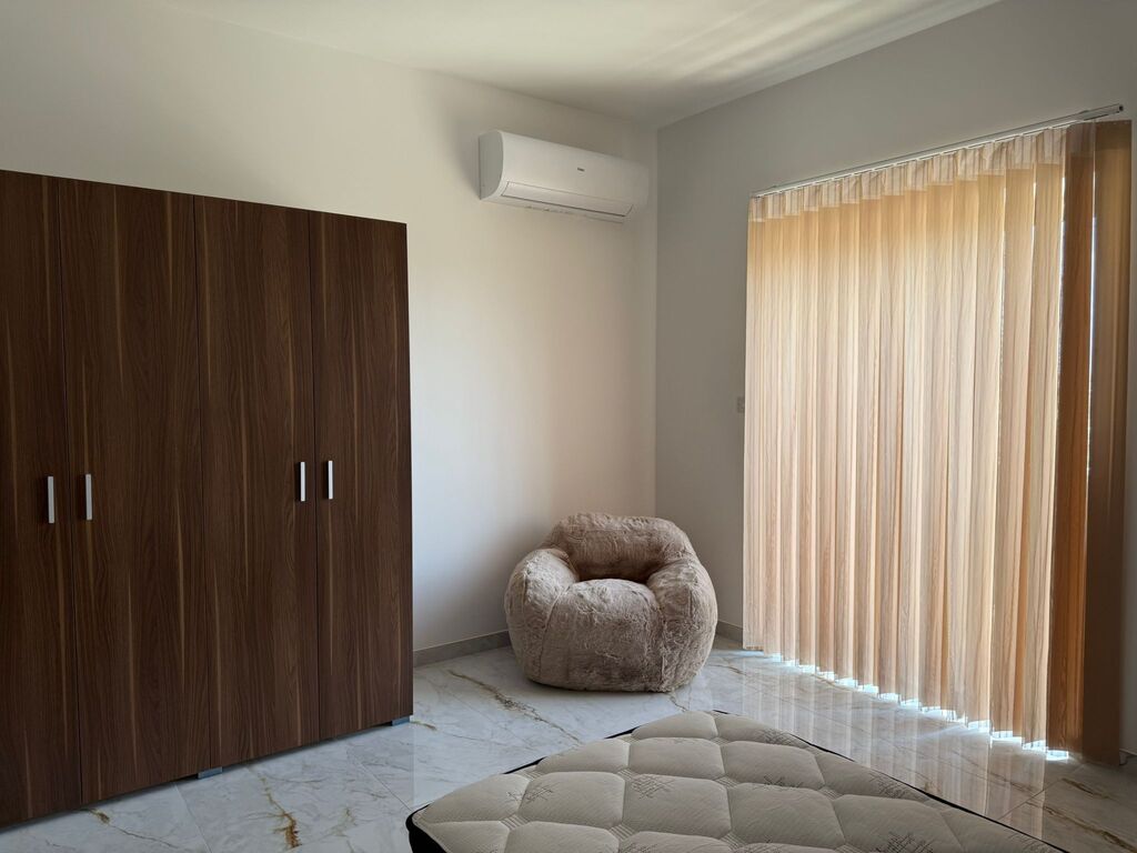 4 Bedroom Maisonette for Long Let in Żejtun - €2,400/month photo 3