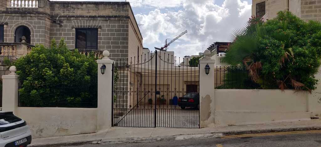 Office for Long Let in Santa Venera - €10,000/month photo 6