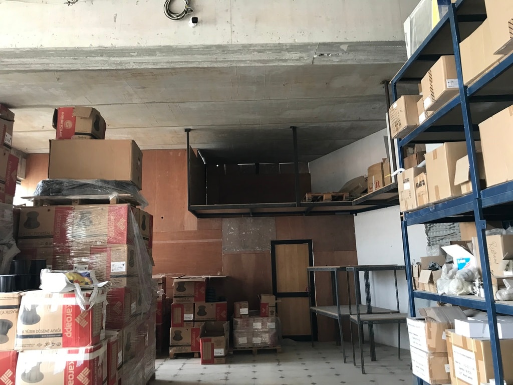 Warehouse for Long Let in Qormi - €9,560/month photo 5