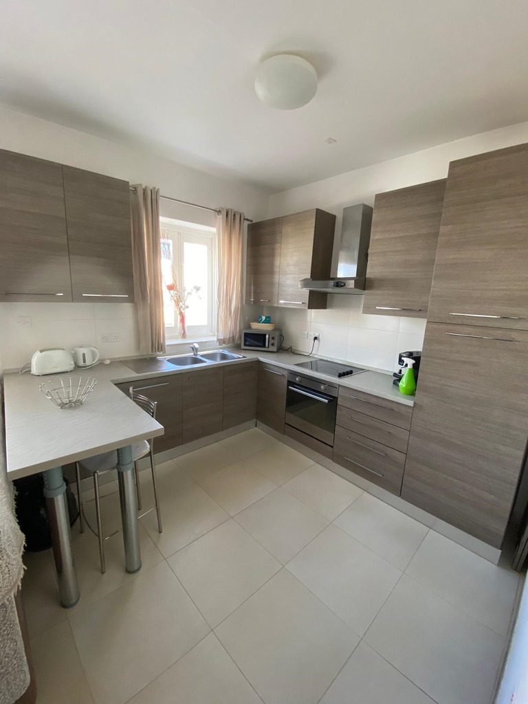 2 Bedroom Penthouse for Long Let in Sliema - €1,550/month photo 5