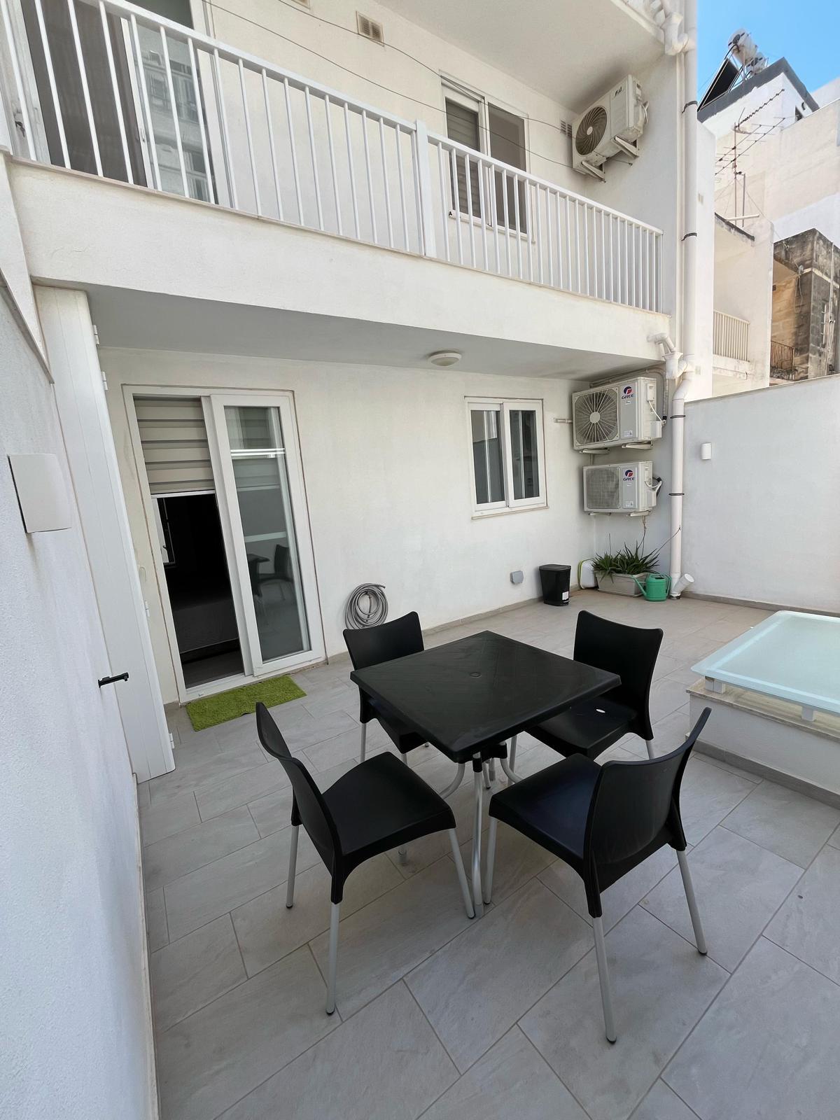 2 Bedroom Ensuite Maisonette for Long Let in Swieqi - €1,600/month