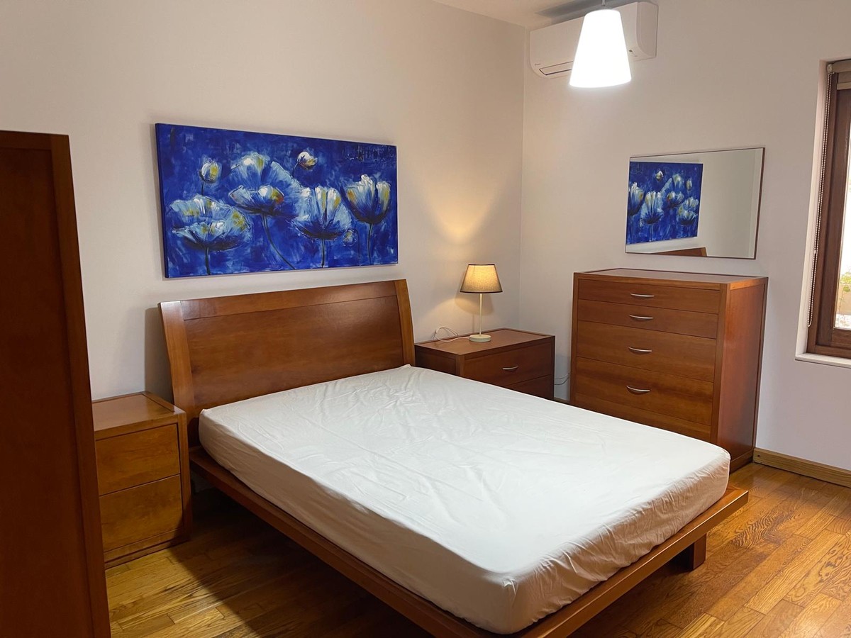 Modern Well-Located 2 Bedroom Apartment in Gzira photo 5