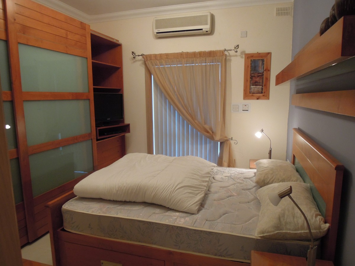 Modern 150 sqm 3-Bedroom Apartment in Sliema photo 5